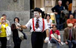 Những luật lệ khác lạ trên thế giới khiến khách  du lịch ngỡ ngàng