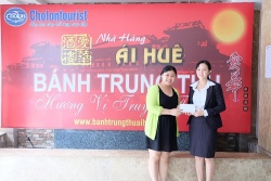 Cholontourist trao giải đặc biệt và giải nhất cho khách hàng trúng thưởng “Cùng Ái Huê thưởng ngoạn trăng rằm”