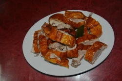 Du lịch Lạng Sơn ấm lòng với khâu nhục và vịt quay lá mắt mật