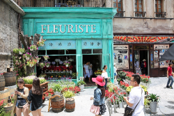 Đến thăm Paris hoa lệ ở Đà Nẵng